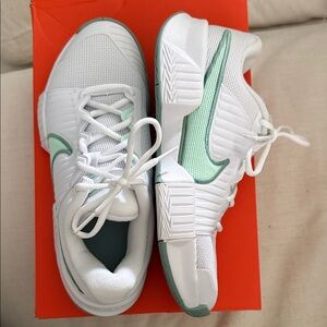 Women's Nike Zoom GP Challenge Pro Athletic Tennis Sneakers with Mint Accent
